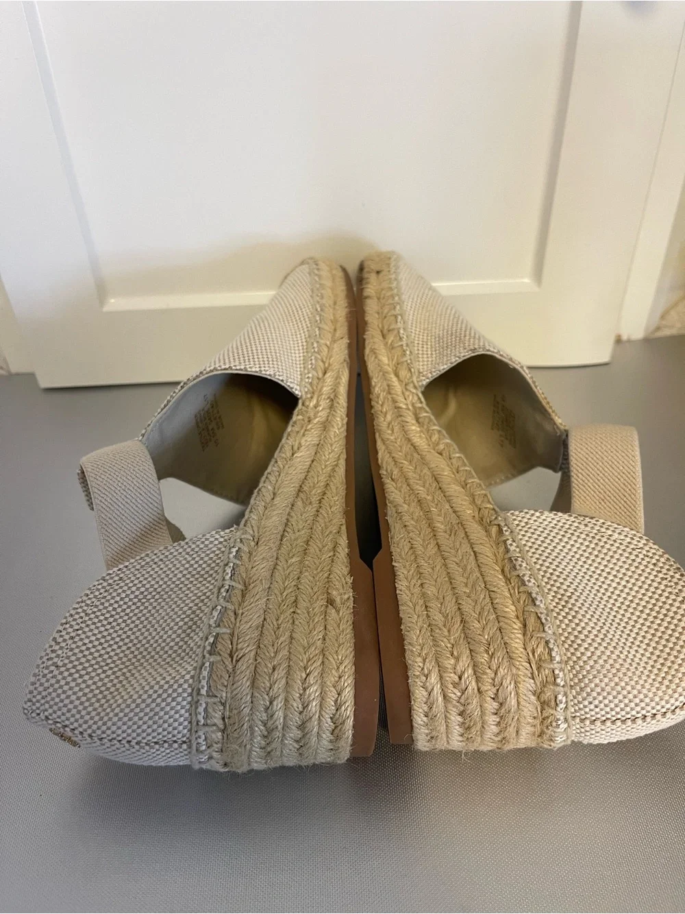 Tory Burch Beige Catalina 3 Espadrille Wedge Sandals Sz 10.5